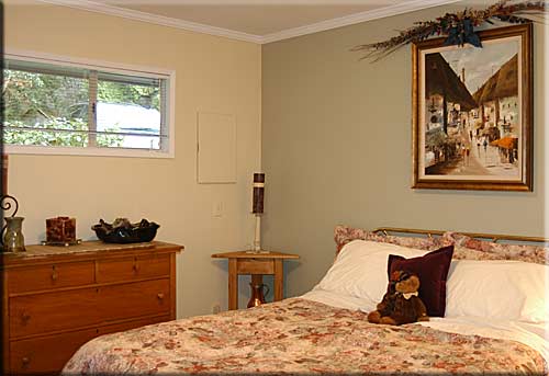 Garden Bay Retreat, Pender Harbour accomodation, BC, Canada