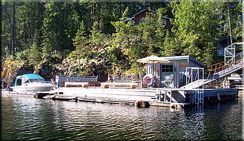 Powell Lake Getaway, Powell River accommodation, British Columbia, Canada