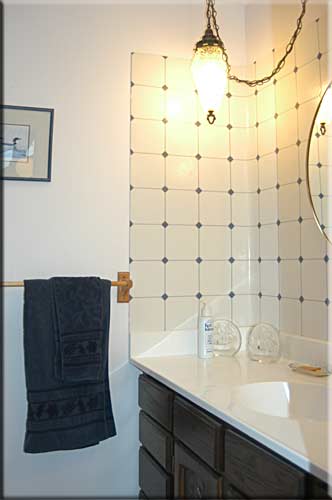 Ocean Beach Lodge, Powell River vacation rental, B.C., Canada