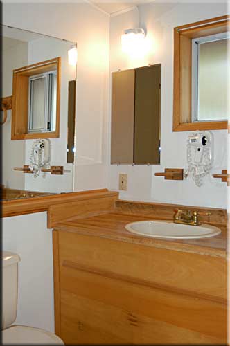 Ocean Beach Lodge, Powell River vacation rental, British Columbia, Canada