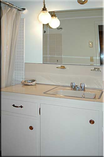 Singing Waters Cottage, Sunshine Coast vacation rental, BC, Canada